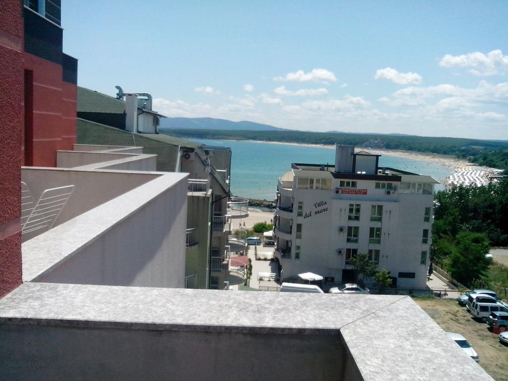 La Piazza Primorsko Rooms & Apartments ภายนอก รูปภาพ