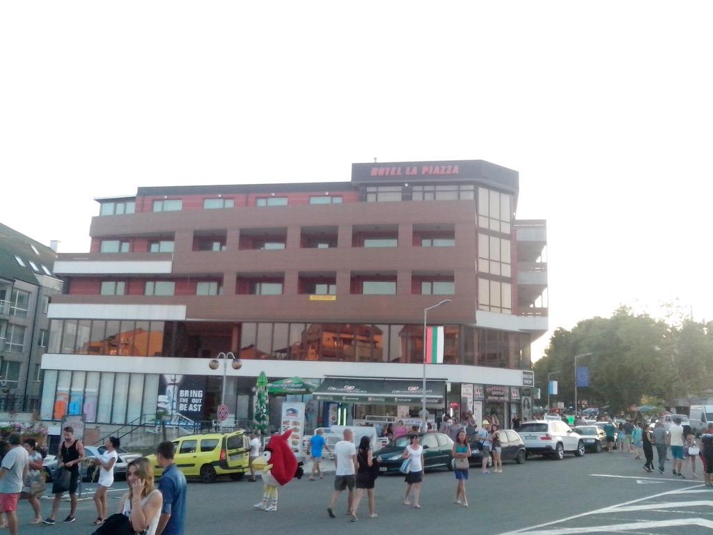 La Piazza Primorsko Rooms & Apartments ภายนอก รูปภาพ