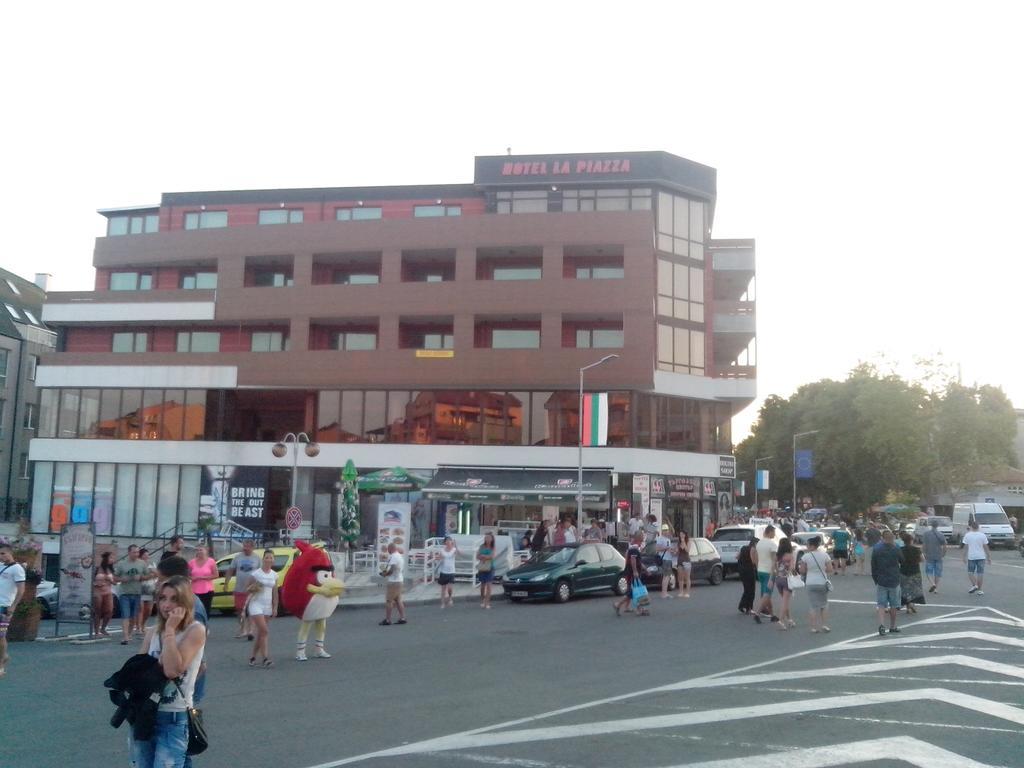 La Piazza Primorsko Rooms & Apartments ภายนอก รูปภาพ