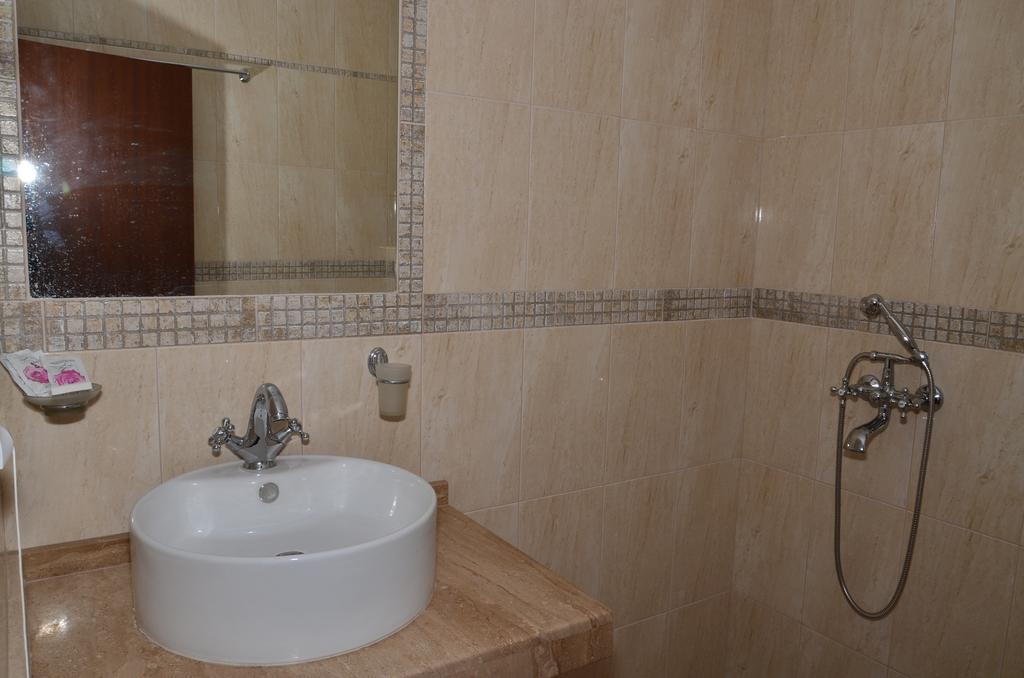 La Piazza Primorsko Rooms & Apartments ภายนอก รูปภาพ