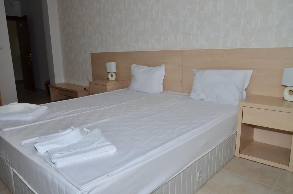 La Piazza Primorsko Rooms & Apartments ห้อง รูปภาพ