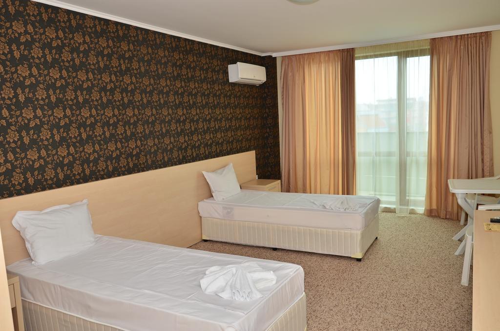 La Piazza Primorsko Rooms & Apartments ห้อง รูปภาพ